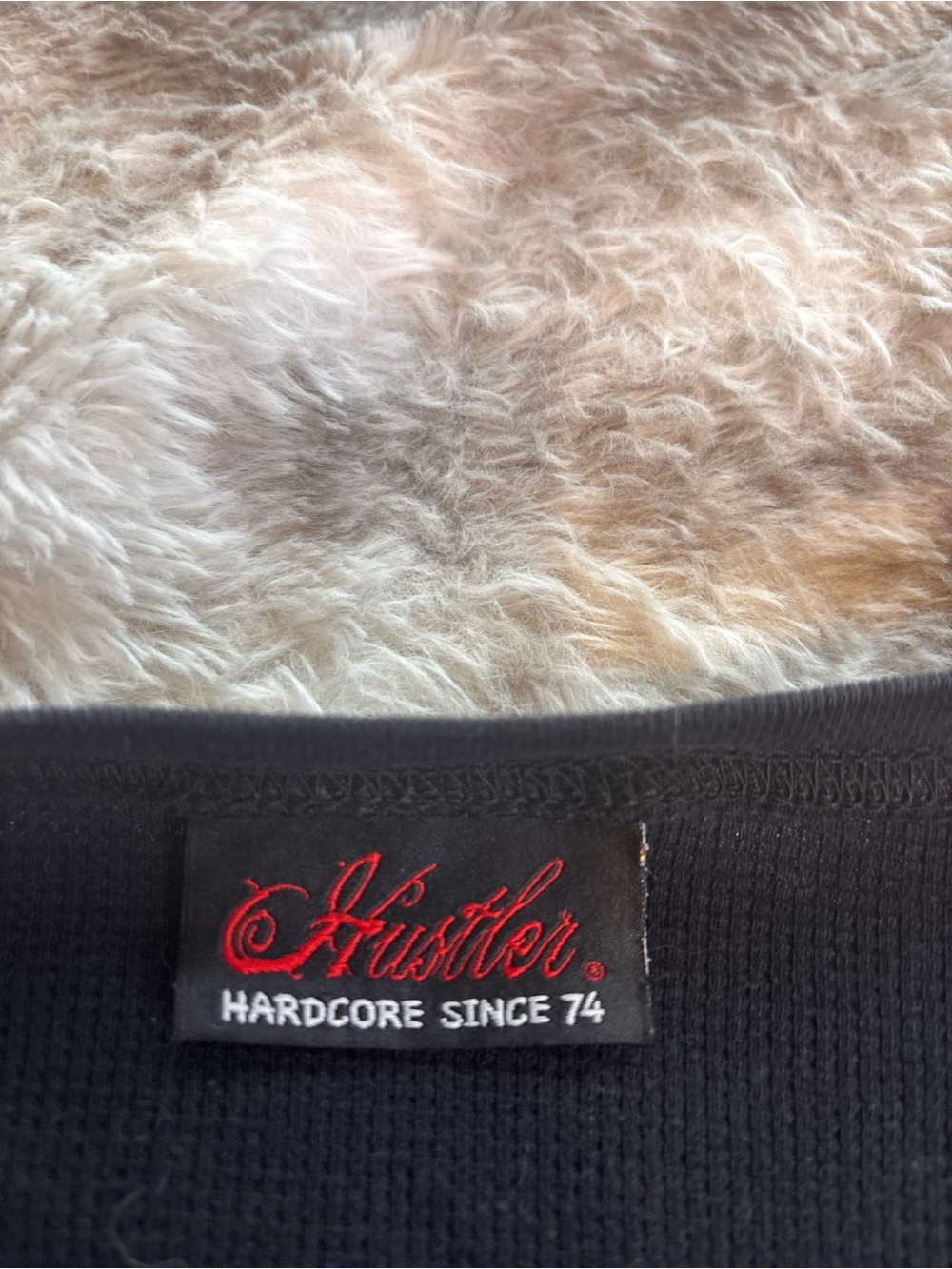 Rare VintageY2K Hustler Black Long Sleeve Graphic Tee with Rose & Dagger - Picture 3 of 8